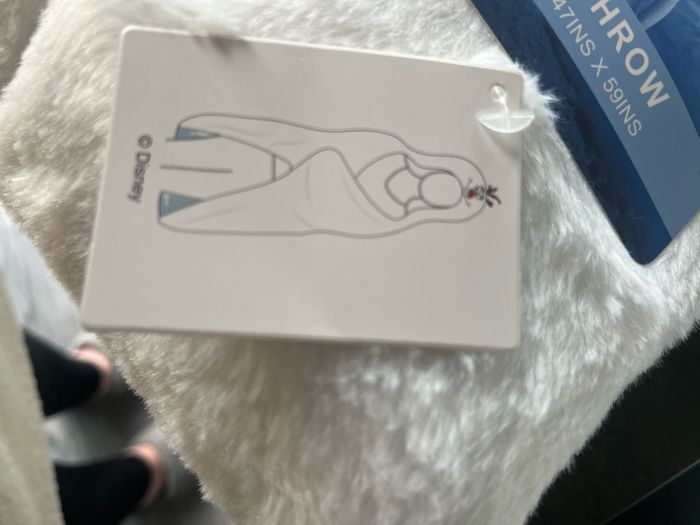 Olaf Hooded throw