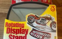 Revolving display base