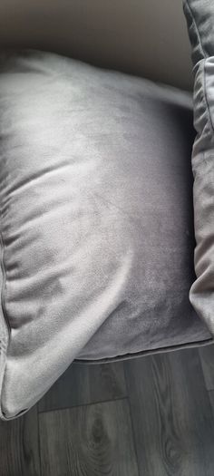 Velvet cushions