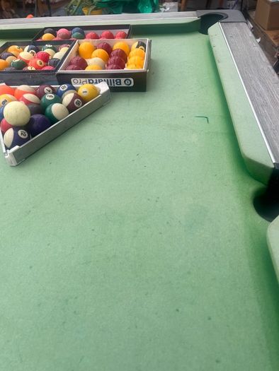 Pool table
