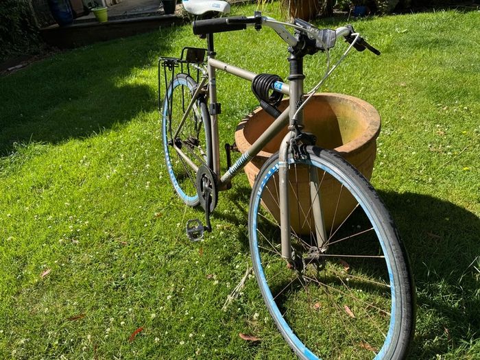 Old single speed, lights and lock included