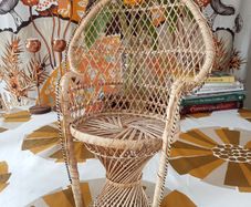 Wicker plant stand / peacock chair for dolls