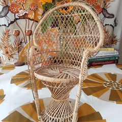 Wicker plant stand / peacock chair for dolls
