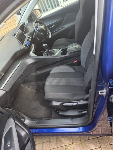 ONLY 6,000 Peugeot 3008 - 172 - Great Value