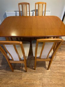 Dining Table + 6 Chairs