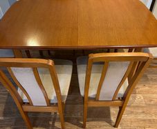 Dining Table + 6 Chairs