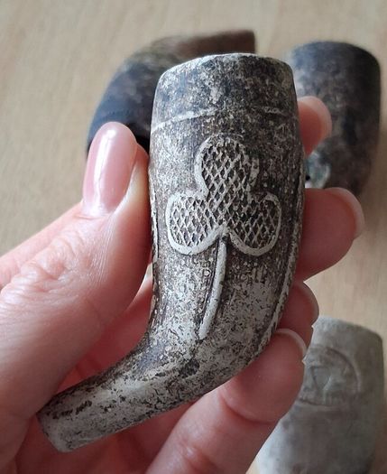 Vintage pipe bowls