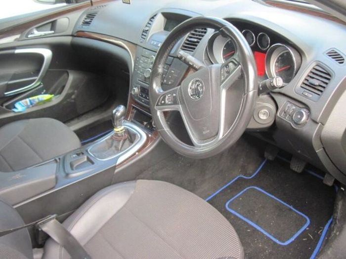 Vauxhall Insignia 2011