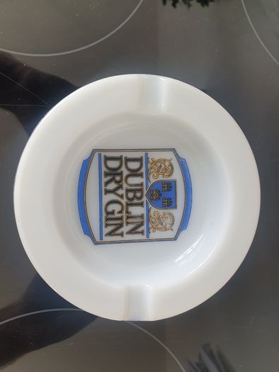 Dublin Dry Gin Ashtray