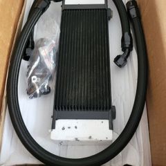 Audi RS4 B7 2007 Forge Motorsport Oil Cooler
