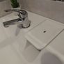 Single wash basin / sink Image 7