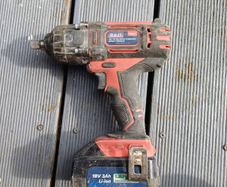 18V Cordless Impact Wrench