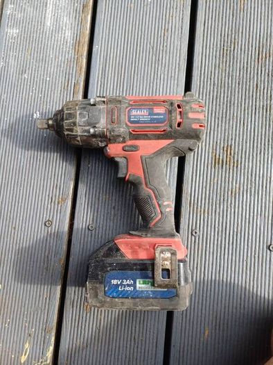 18V Cordless Impact Wrench