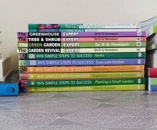 Gardening Books bundle, brand new.
