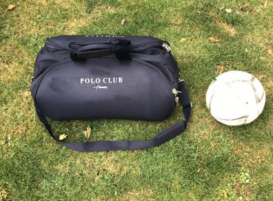 Travel bag on wheels