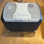 Halfords electric cool box 40 litre Image 6