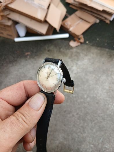 vintage gloriosa swiss watch