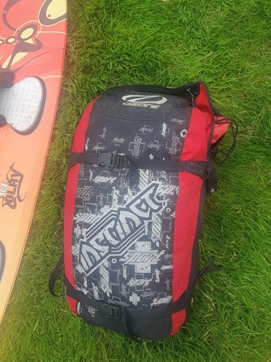 Kite surfing kit