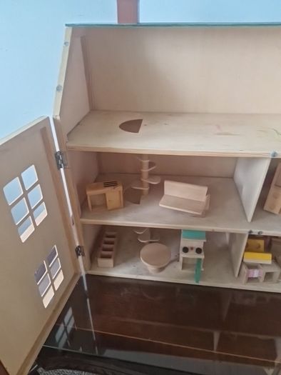 dolls house