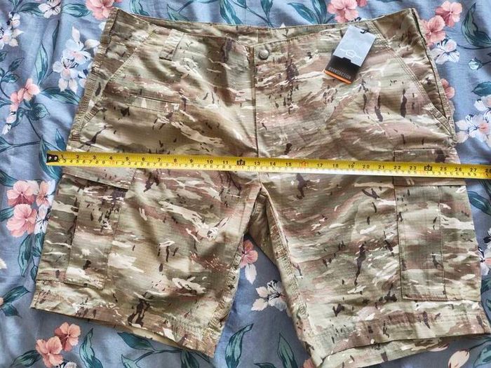 Pentagon shorts