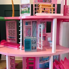 Barbie Dreamhouse