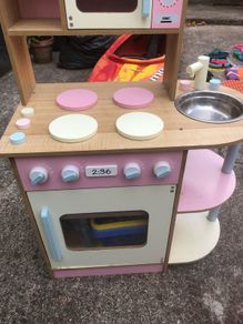 Toy Kitchen
