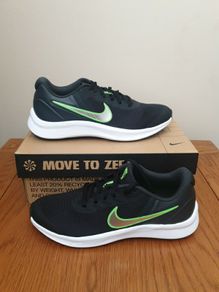 New Nike trainers size 4uk