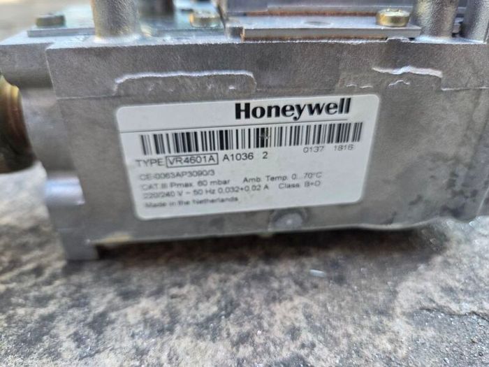 Honeywell Gas valve from ideal classic boiler