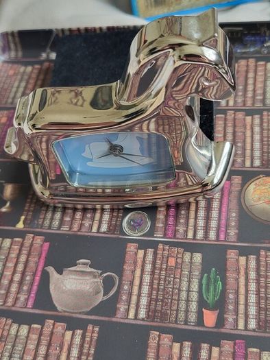 Newbridge silverware rocking horse boys clock new