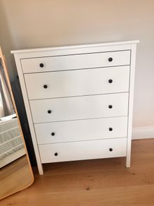 Chest of 5 Drawers for Sale