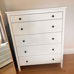 Chest of 5 Drawers for Sale