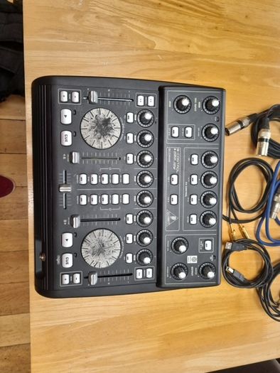DJ Mixer