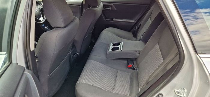 Toyota Auris 2014 1.8 Hybrid Estate