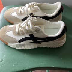 J'AOIOR Womens Black / White Shoes