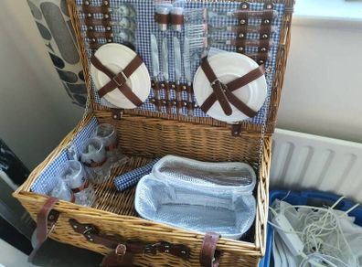 Wicker Picnic set for 4