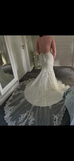 wedding dress