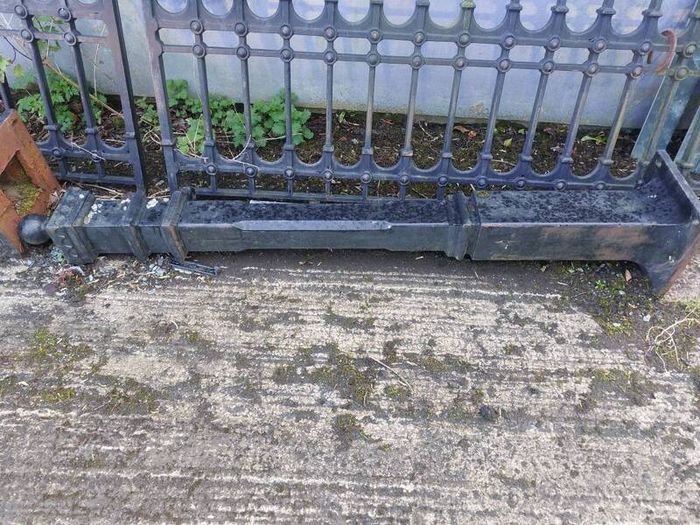 cast iron gates