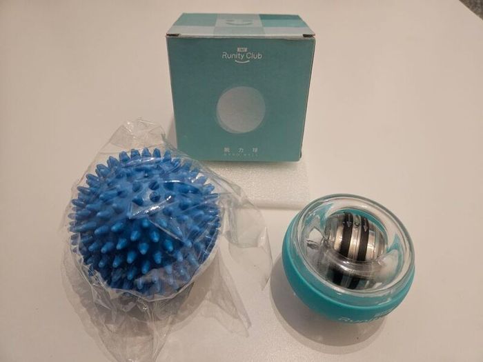 Brand New Fitness & Rehab Bundle: Gyroball + Spiky Massage Ball