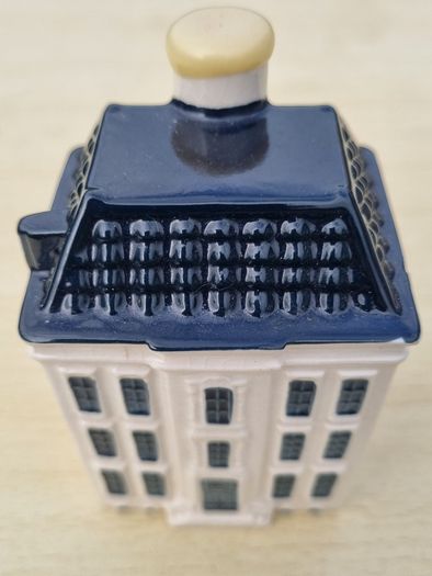 KLM Delft Blue miniature collector's house number 93