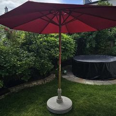 Garden umbrella with base