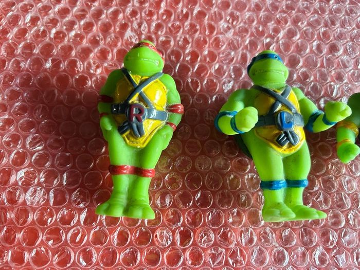 Vintage 1990s Teenage Mutant Ninja Turtles Fridge magnet figures