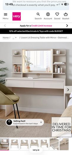 Dressing table