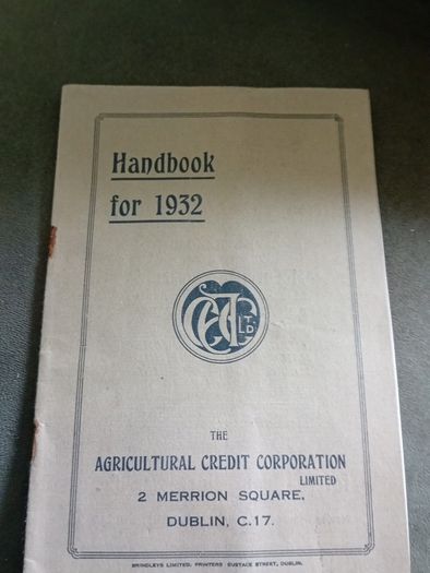 Vintage 1932 Acc Bank Handbook