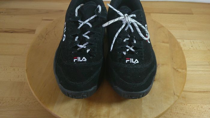 FILA Womens Disruptor Low Top Black Suede Sneakers Euro 39.5 UK \ Ire 6 Chunky Y2K