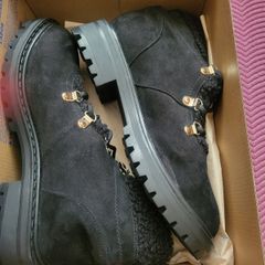 Ladies black ankle boots V by  very size 8 brand new