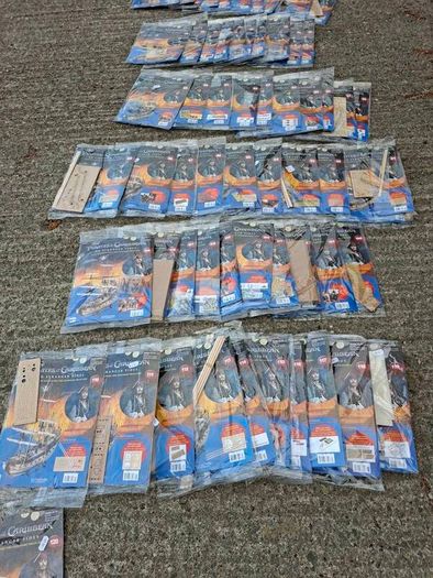 Pirates of the carribean magazine collection Pirates ship assembly