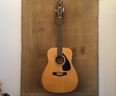 Legendary YAMAHA 12 string Acoustic Guitar