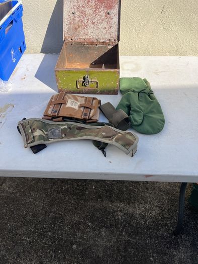 Army box and contents