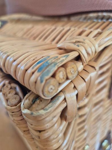 picnic hamper for 2