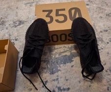 yeezys